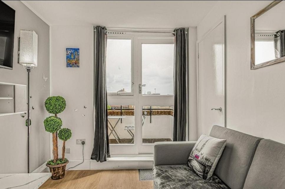 Amazing Marina-Overlooking 1Bed London Exterior foto