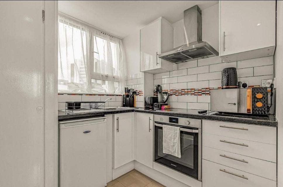 Amazing Marina-Overlooking 1Bed London Exterior foto